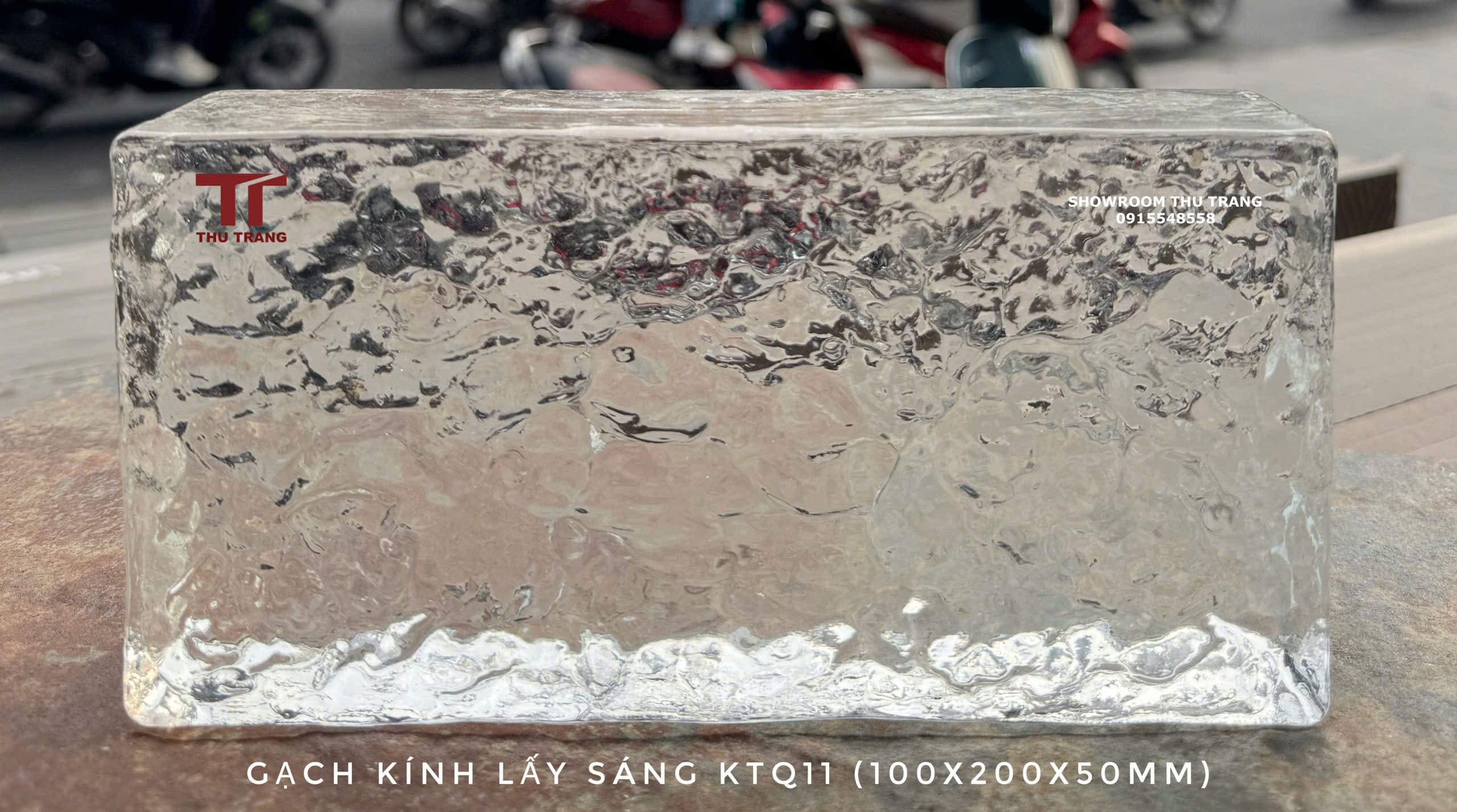 GẠCH KÍNH LẤY SÁNG KTQ11 (100X200X50MM)